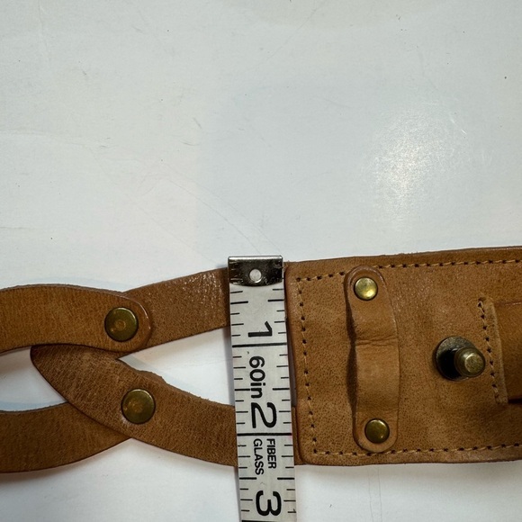 Jessica Simpson open weave leather light brown belt size M/L - Picture 4 of 5